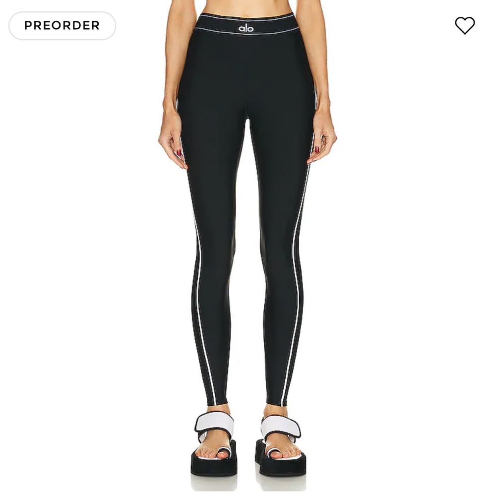 Alo Yoga Air Lift high waisted suit up pants, black size small NWT